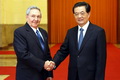 Sambangi China, Raul...