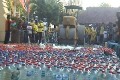 Ribuan botol miras &...