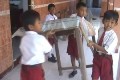 Dukun cilik Ponari kembali...