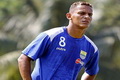 Lawan Sriwijaya, Souza...