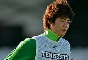 Sung-Yueng direbutkan...