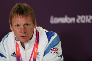 Pearce sesumbar ingin...
