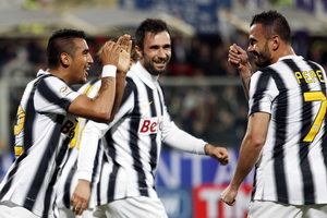 Juve dipusingkan masalah...