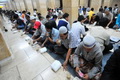 Pemain Persib buka puasa...