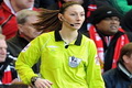 Sian Massey rela menerima...