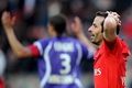 Giuly berlabuh di Lorient