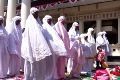 Tuntut akta, korban...