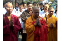 1.000 umat Budha doa...