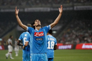 Napoli gelar perundingan...
