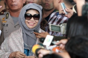 Nunun akui ada pertemuan...