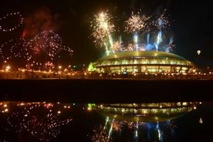 Pesta pembukaan Rp 20...