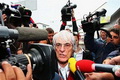 Ecclestone: Hamilton...
