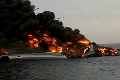 Terbakar, KRI Klewang...