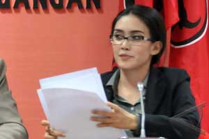Oneng tunggu restu partai...