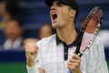 Rebut tiga match point,...