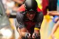 Armstrong lepas jabatan...