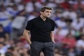 Vilanova pusing hadapi...
