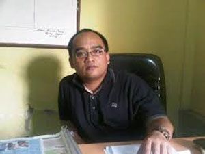 Kejaksaan diminta tangkap...