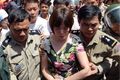 Manajer pabrik robek...