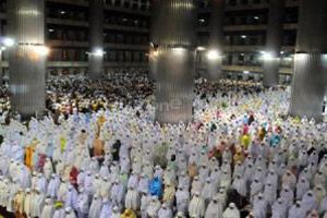 SBY dan Jokowi shalat...