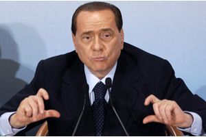Berlusconi dihukum 4...