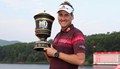 Poulter juara HSBC Champions...