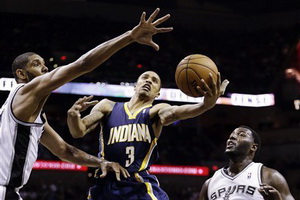 Quat-trik menang, Spurs...