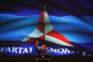 Pecat Anas, 2014 Demokrat...