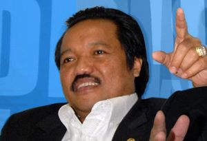 Idris Laena bantah peras...