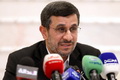 Ahmadinejad ingin gelar...