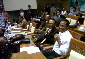 Akhirnya, Dahlan dan...