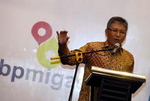 Selamatkan karyawan...