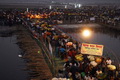 Jembatan runtuh di India,...