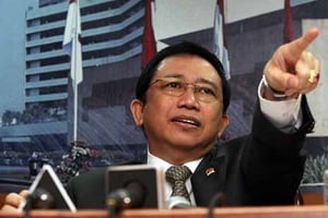 Bela Boediono, Marzuki...