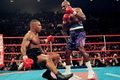 Sarung tinju Holyfield...