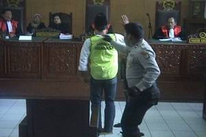 Hari ini, penginjak...