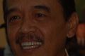 Dituntut mundur, Erlangga...