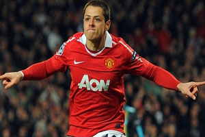 Barcelona pingin Chicarito...