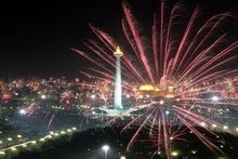 Rayakan malam tahun...