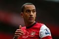 Walcott siap teken kontrak...