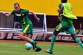 Berlatih dua jam, James...