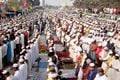 Tiga juta umat muslim...