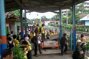 Mahasiswa UI dan PKL...