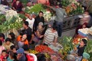 Cuaca buruk, harga sayur...