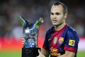 Iniesta raih gelar playmaker...