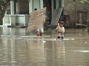 Banjir Jombang, 180...