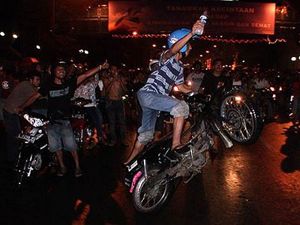 Berulah, geng motor...