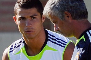 Nih, Kronologi Mourinho...