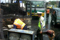 Bus terbakar di Jalan...