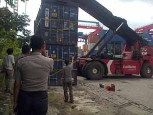 Penyeludupan 330 ton...